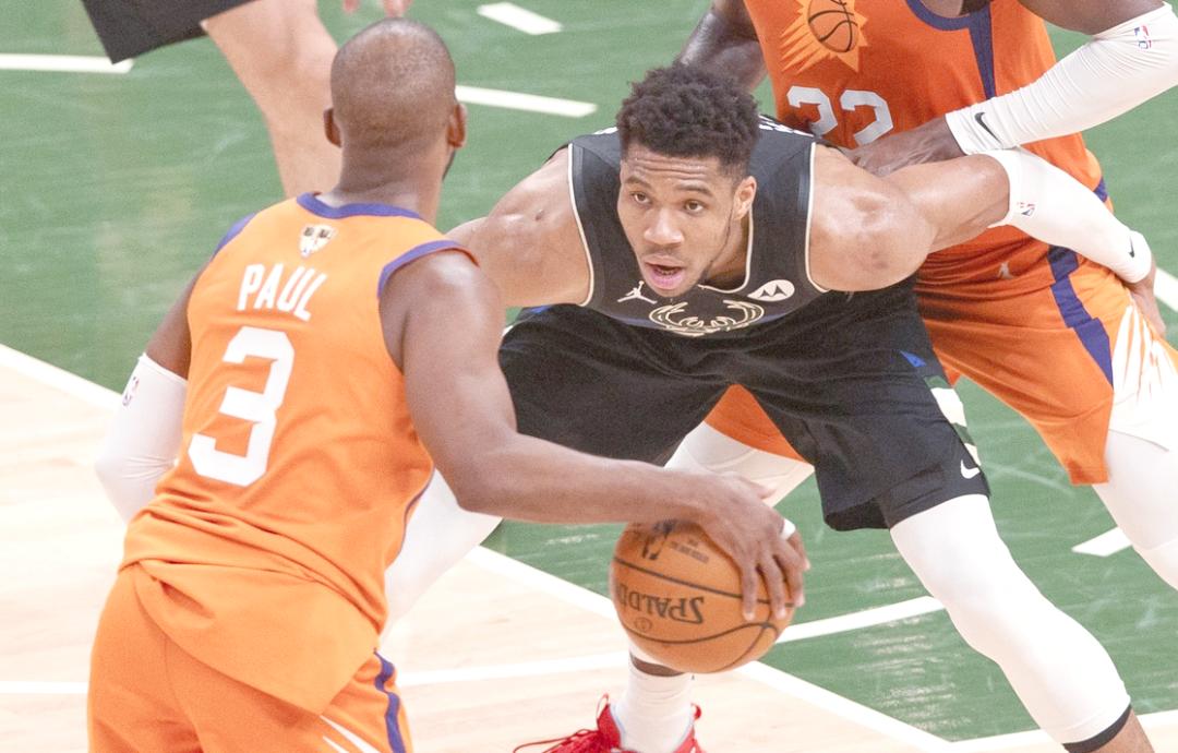 雄鹿队主帅赞扬字母哥出色表现，称之为球队骄傲